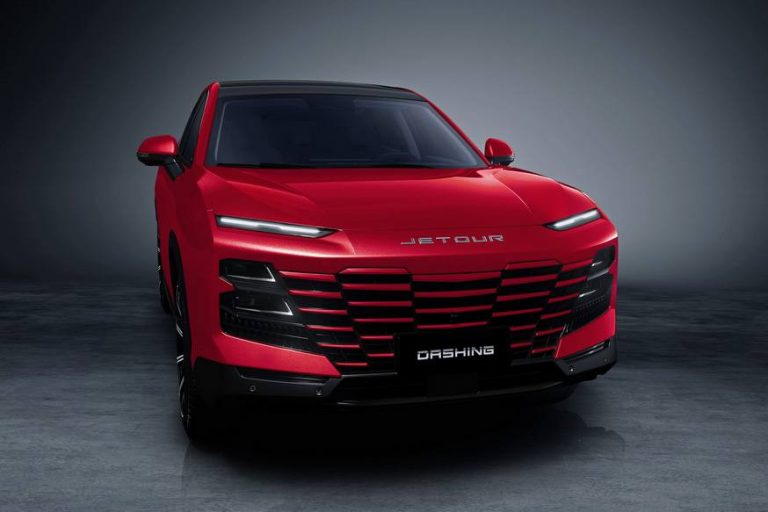 Авторынок России в июле 2025: Рекордные продажи и новые бестселлеры
