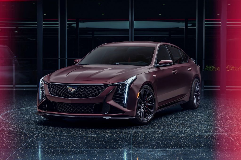 Cadillac CT5-V Blackwing: Роскошная версия спортседана с ручной сборкой