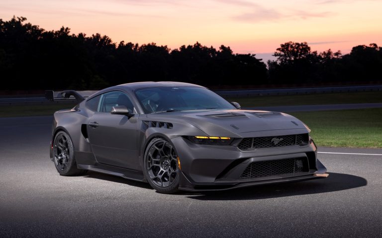 Ford Mustang GTD Liquid Carbon: Ультралегкая Версия Самого Быстрого Пони-Кара