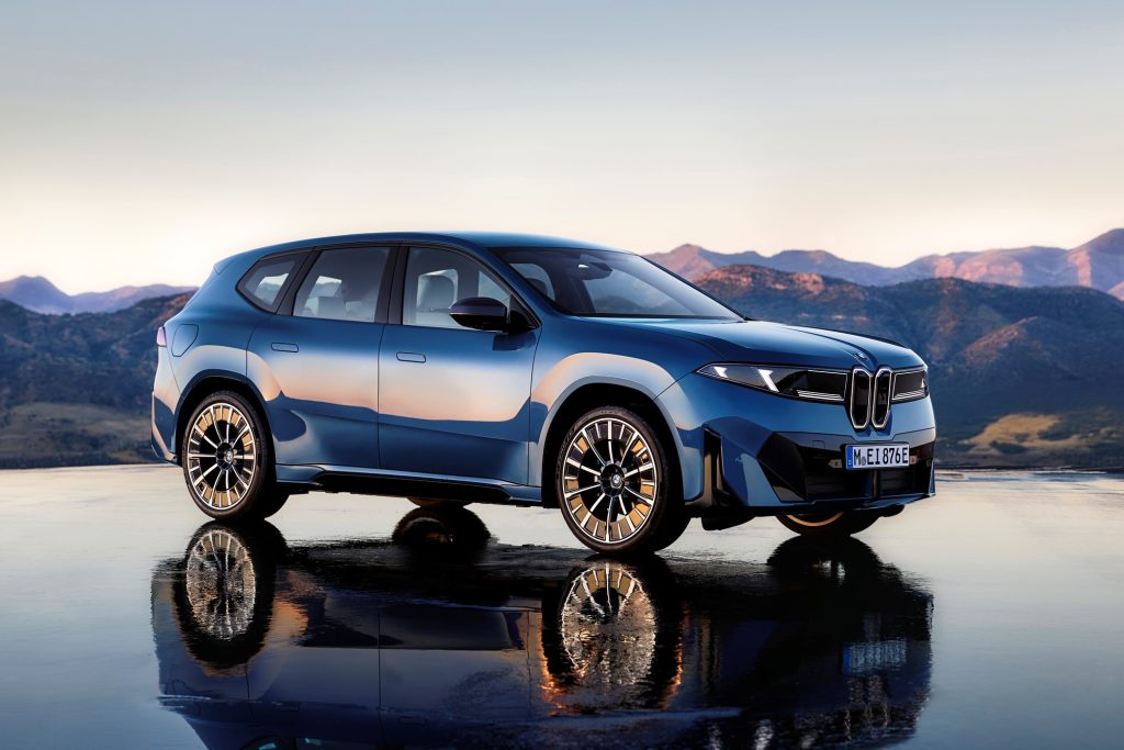 Новый BMW iX3: эволюция дизайна и технологий
