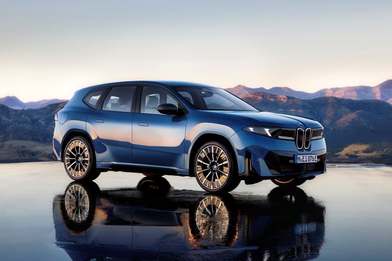 Новый BMW iX3: эволюция дизайна и технологий