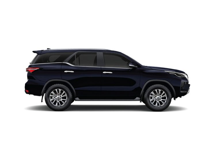 Специальная версия Toyota Fortuner: последние штрихи перед сменой поколения