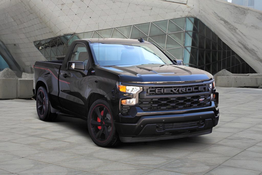 Chevrolet Silverado Yenko/SC: Пикап с мощностью 1000 л.с. и механической трансмиссией