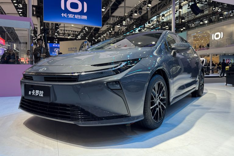 Полный обзор рестайлинговой Toyota Corolla: что нового в актуальном дизайне?