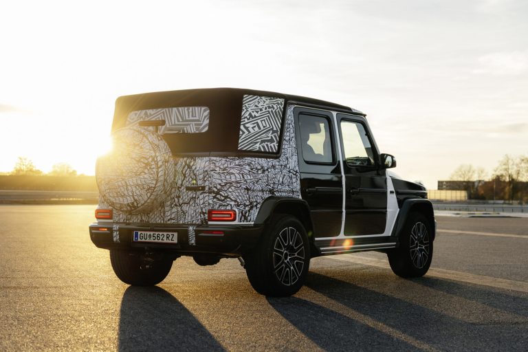 Возвращение легенды: Mercedes-Benz G-Class Cabriolet с четырёхдверным кузовом и брезентовым верхом