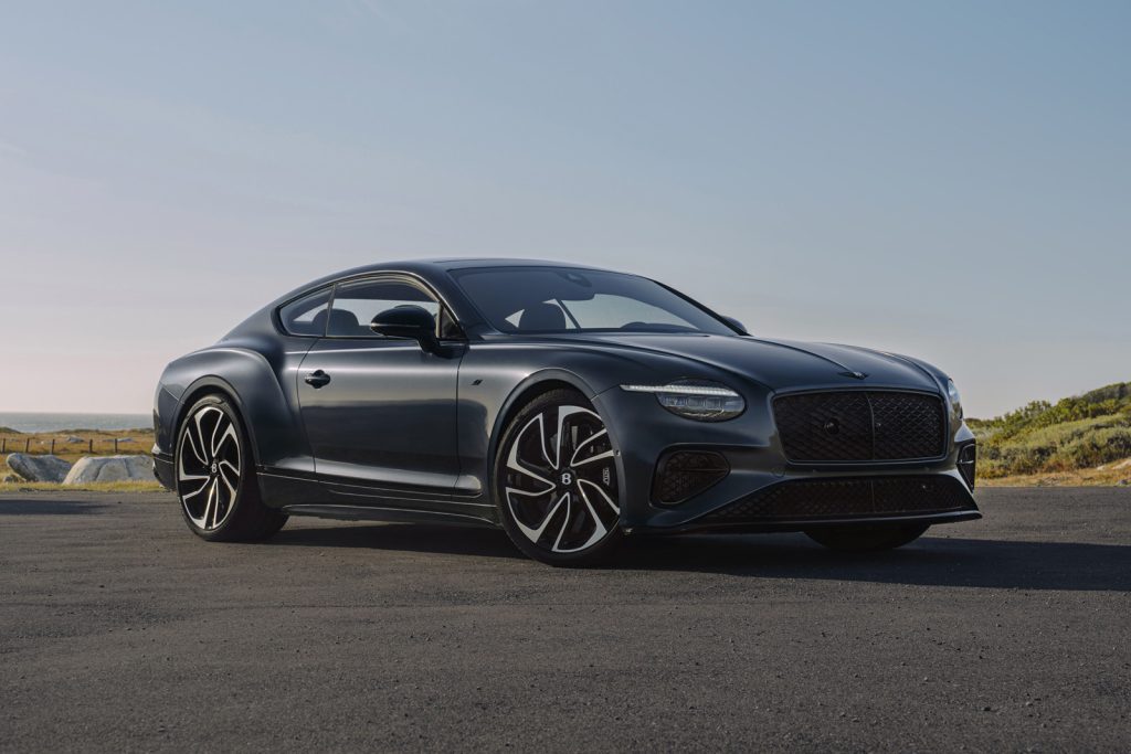 Новые модификации Bentley Continental GT S и GTC S: Роскошь с инновациями