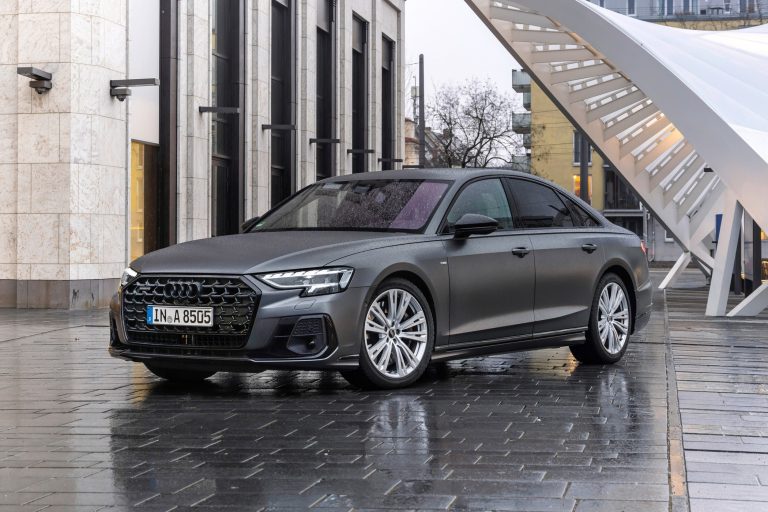 Audi A8 уходит в прошлое: флагманом станет кроссовер Q9