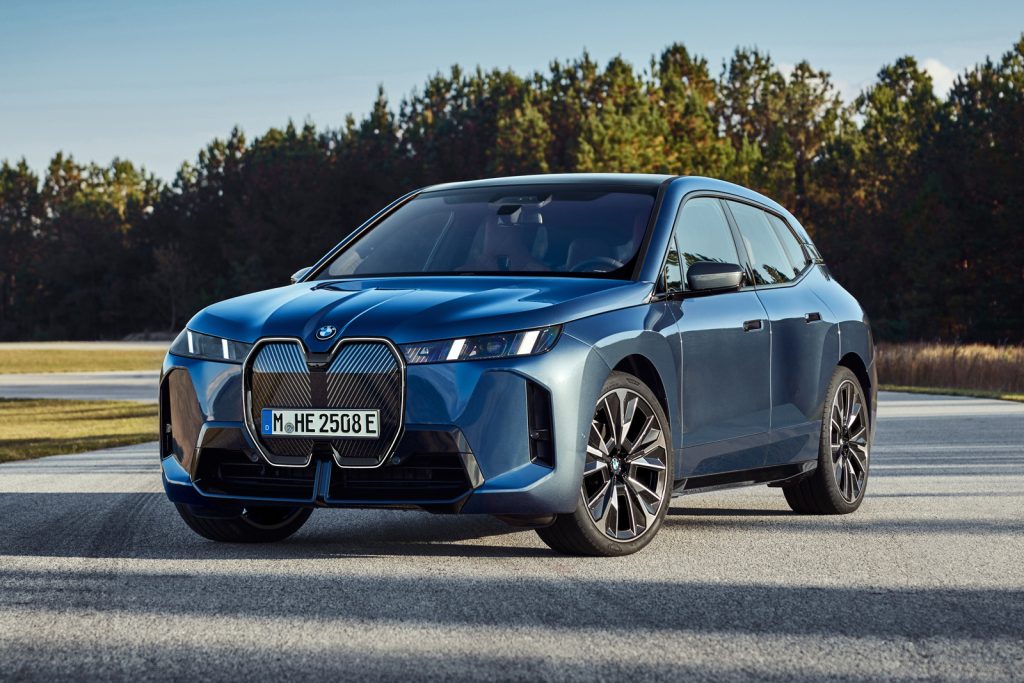 BMW iX: Завершение продаж кроссовера на американском рынке