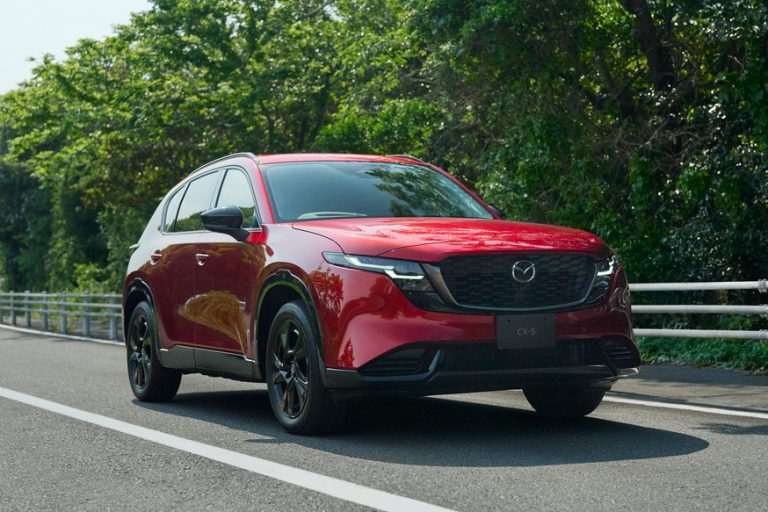 Новый кроссовер Mazda CX-5: мощность и ожидания на родине