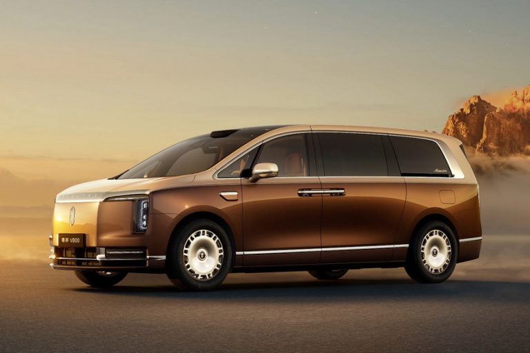 Роскошный минивэн Maextro V800 от JAC и Huawei: все, что нужно знать