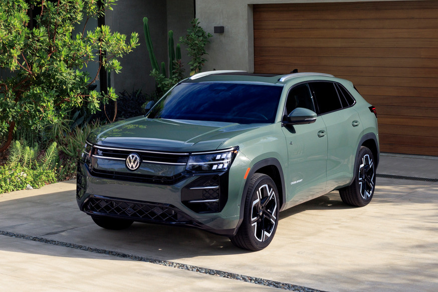 Новый Volkswagen Atlas Cross Sport: Премьера укороченного кроссовера в тени Teramont X