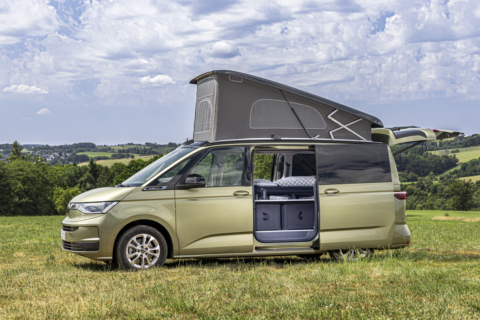Новые горизонты кемперов: Volkswagen California Beach и ID. California Cruise