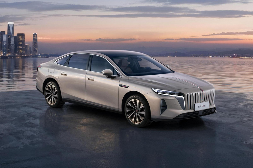 Новый седан Hongqi H7: полноприводная эволюция премиум-класса
