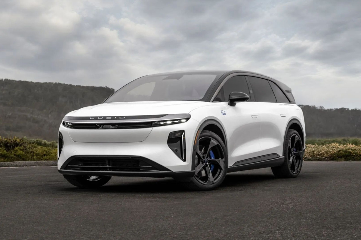 Новая флагманская версия Lucid Gravity GT-S: мощь и стиль на дороге