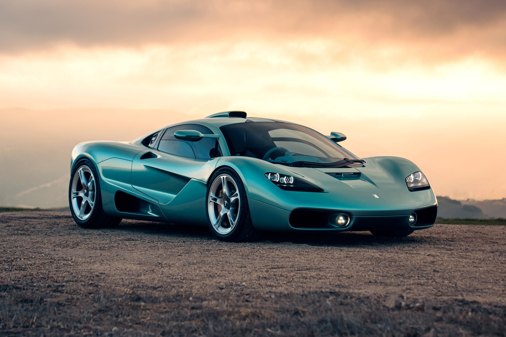 Gordon Murray S1: Икона стиля от McLaren F1 с современным кузовом и атмосферным V12