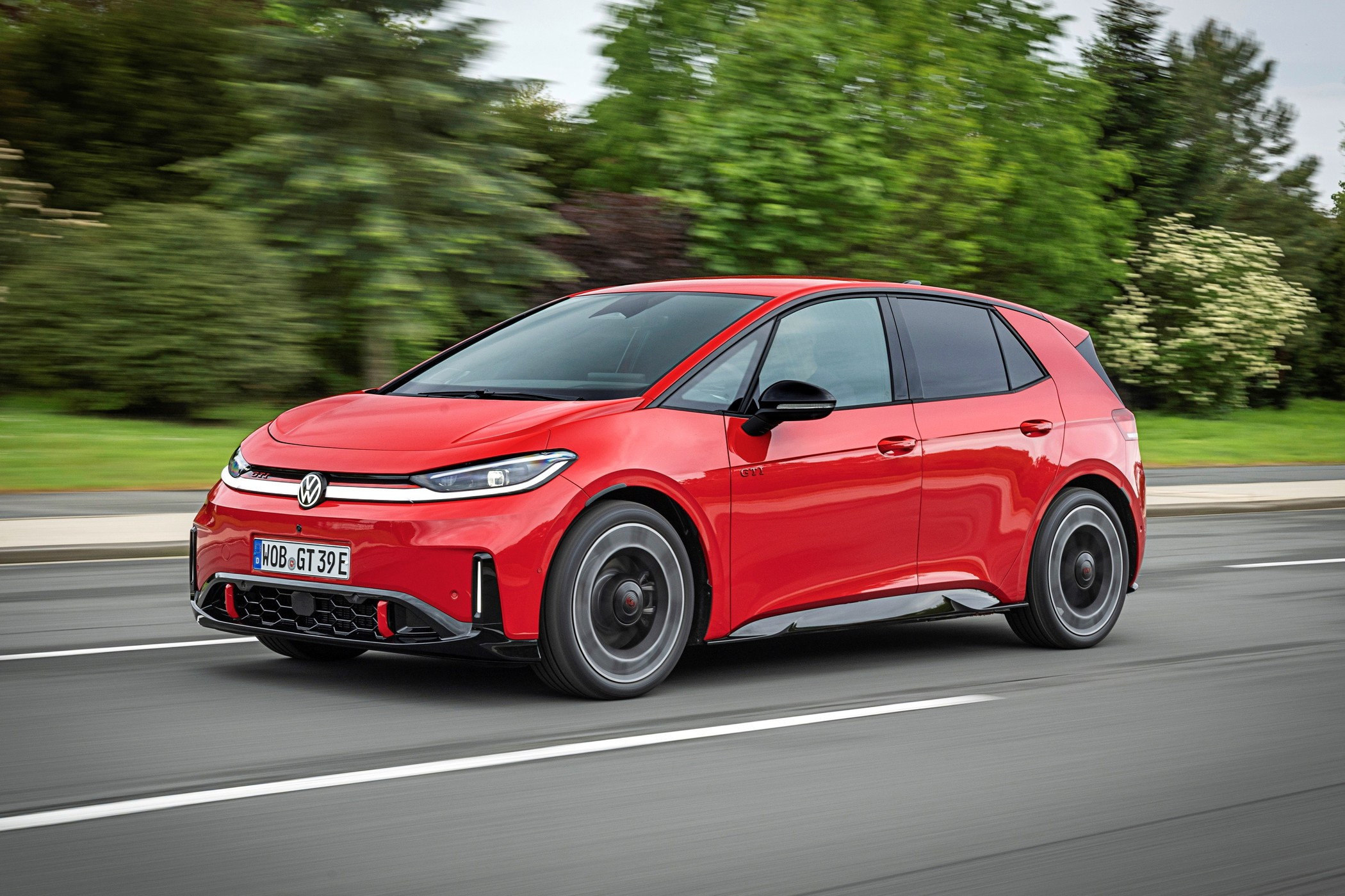 Volkswagen ID.3 GTI: Рестайлинг и Новые Вызовы в Электромобильной Эре