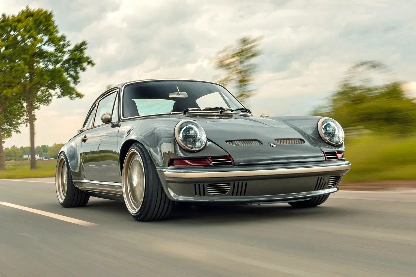 Тюнинг-ателье TechArt представляет лимитированное купе GTclassic: симбиоз классики и современности
