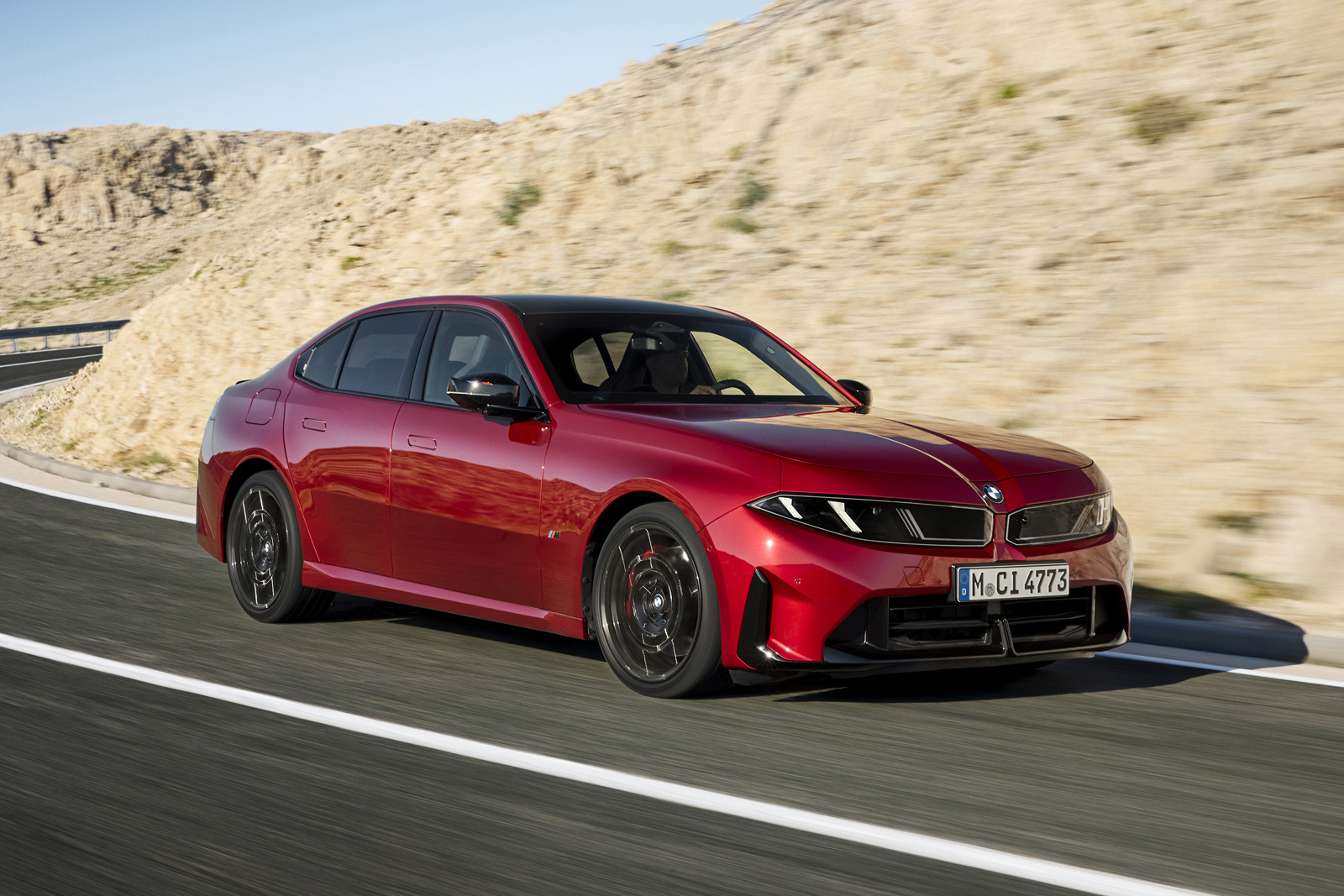 Баварцы раскрывают бензиновый седан BMW 3 Series нового поколения