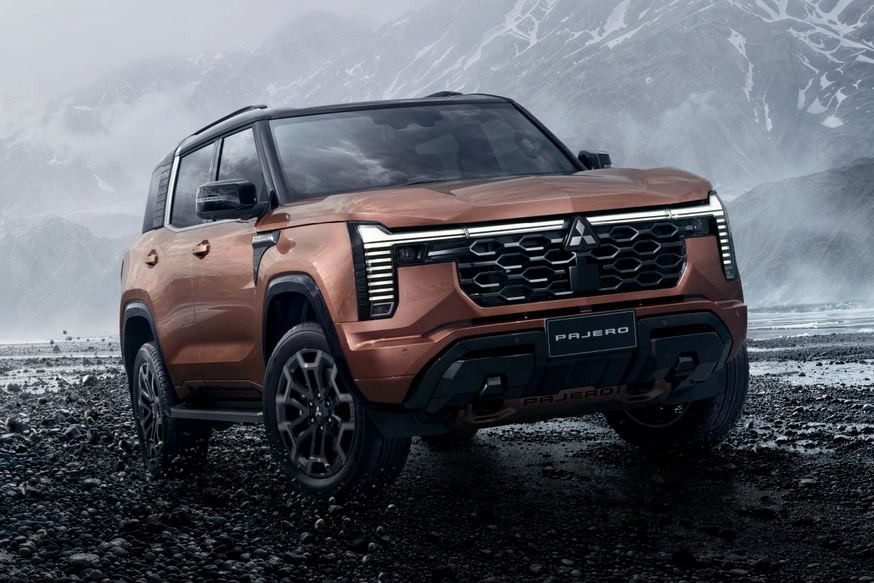 Запуск нового дизельного внедорожника Mitsubishi Pajero: первые продажи начались